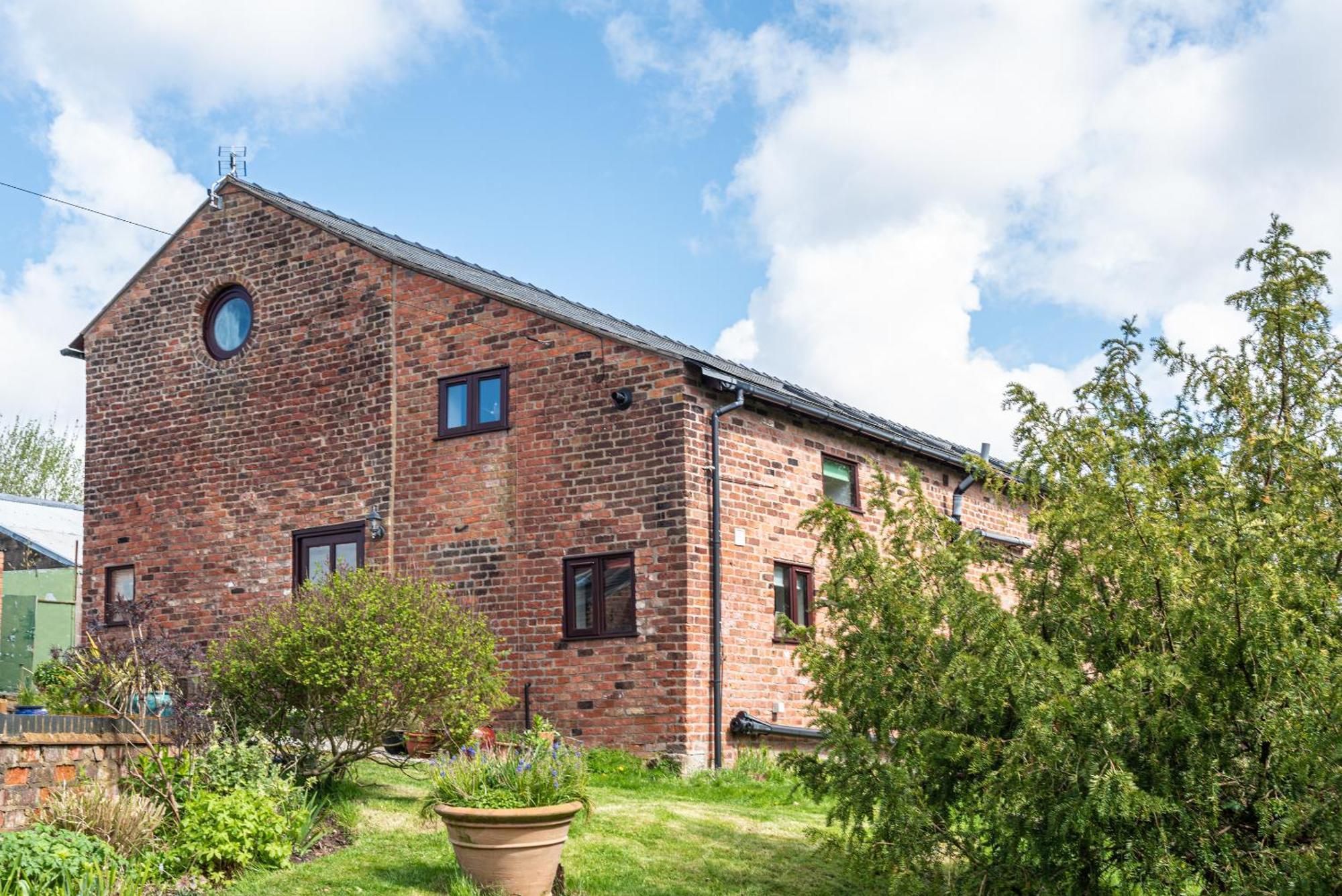 Brook Farm Barn Villa Frodsham Dış mekan fotoğraf